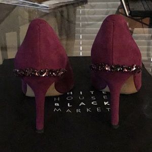 Women’s shoes Jeweled Suede Size 6